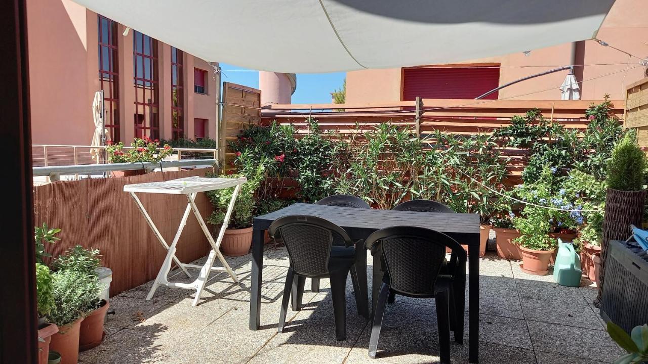 Accesso Diretto Sul Mare Maredilucecala Apartment Calambrone Ngoại thất bức ảnh